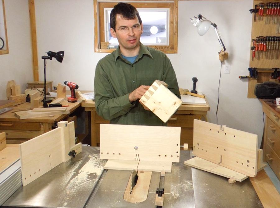 Table saw dovetail jigs plans